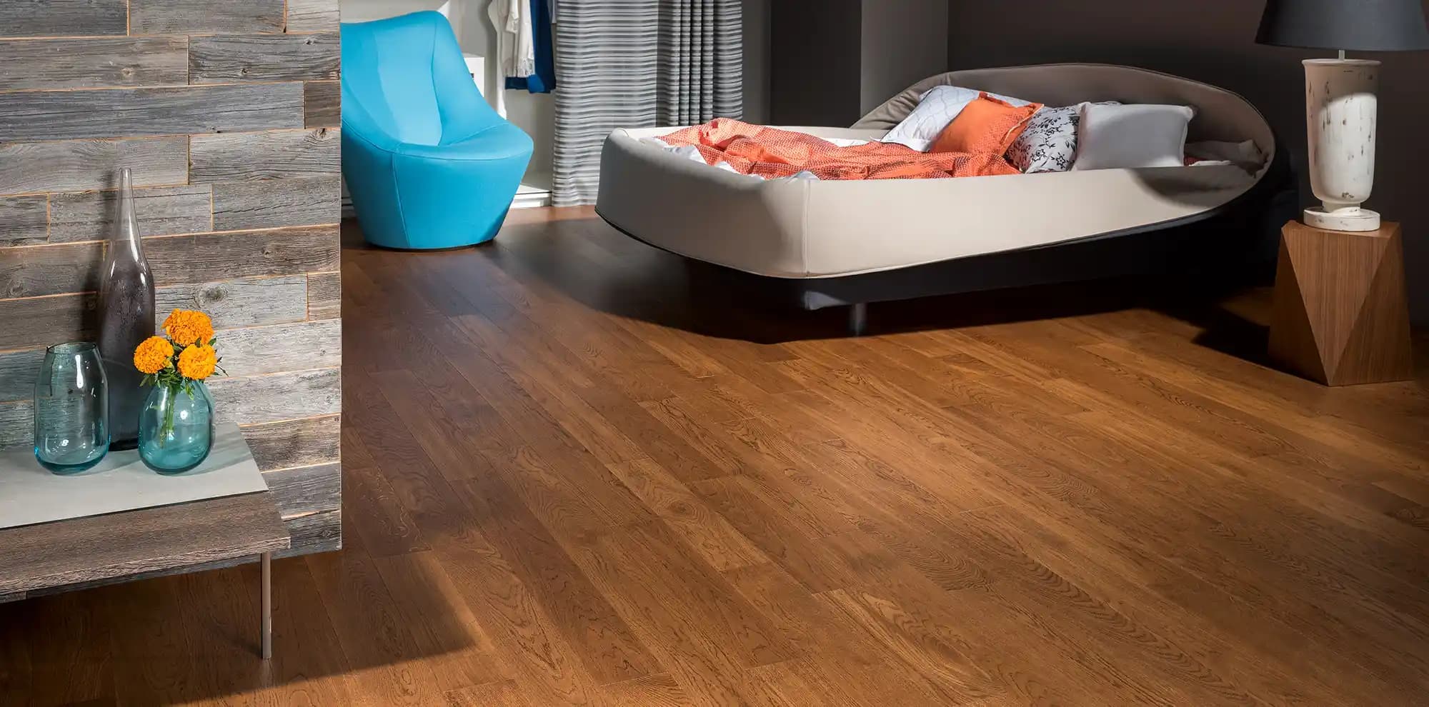 Dark Wood интерьер 1